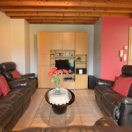 Spacious Cottage, Cleaning Included