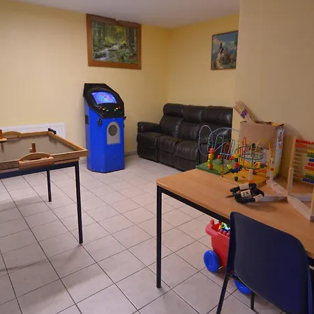 Spacious Cottage, Cleaning Included Holiday home